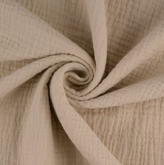 Coussin décoratif avec prénom brodé à la main